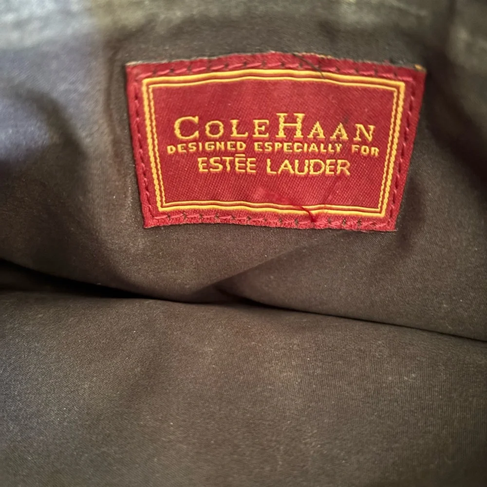 Cole Haan Estée Lauder small shopper Mink/chocolate‎ purse - Picture 3 of 8